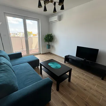 Apartament Dolina Baryczy Zmigrod Esterno foto
